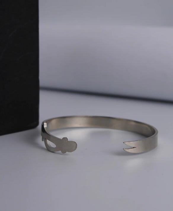 Zulfiqar cuff